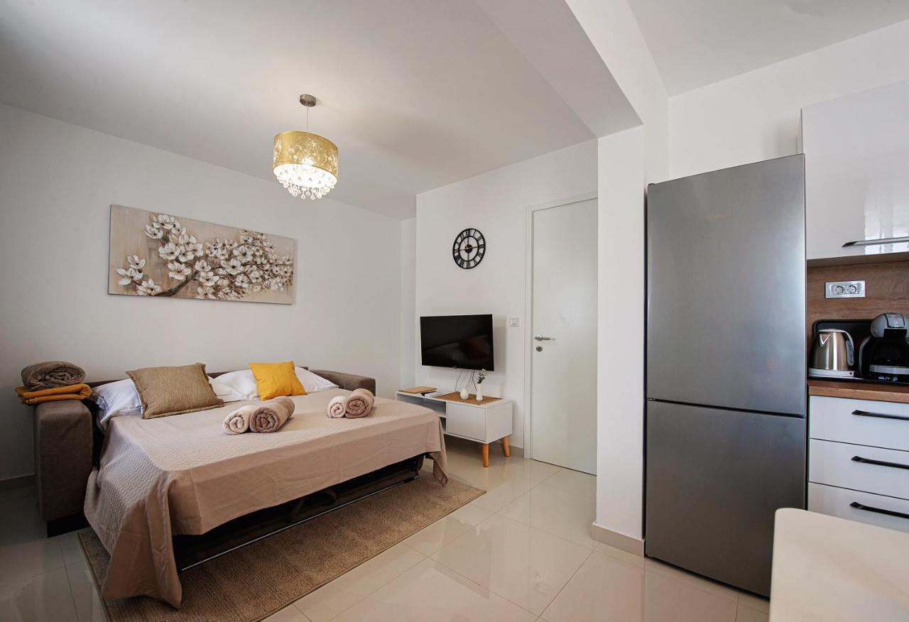 Sea Front Apartments Ivana Rogoznica  Εξωτερικό φωτογραφία